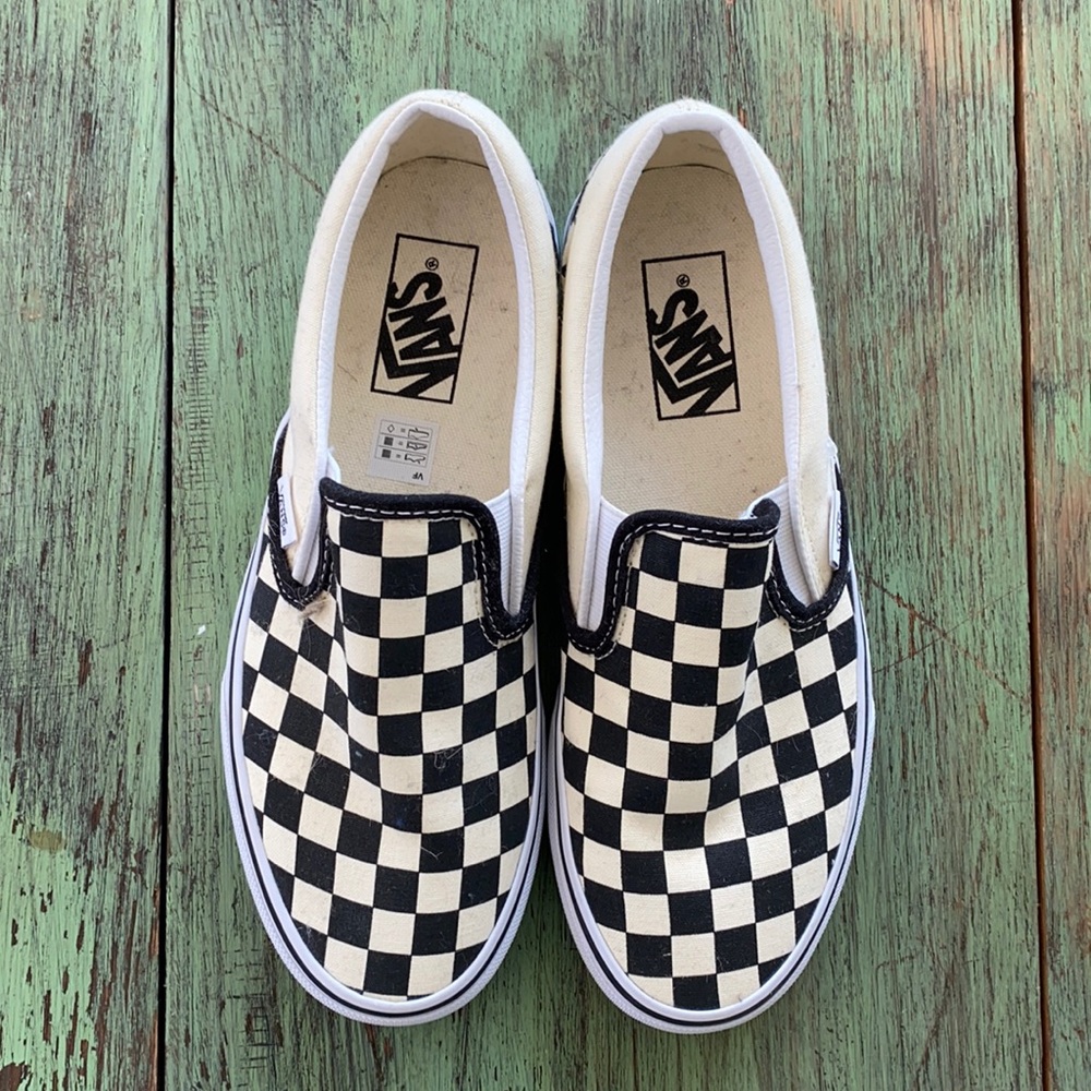 Vans Checkerboard Slip-on new never been worn